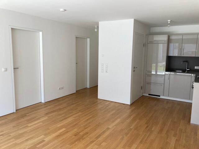 Schöne 2-Zimmer Gartenwohnung in ruhiger Lage zu vermieten!