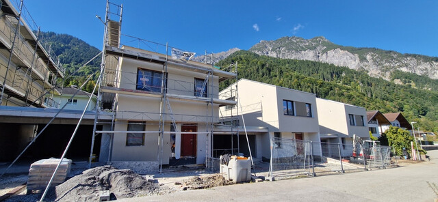 Sichern Sie sich jetzt noch das letzte verfügbare Neubau-Reihenendhaus in herrlicher Aussichtlage!