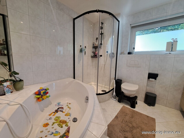 Stilvolle 3-Zimmer-Maisonettewohnung mit Garten & Tiefgarage in ruhiger Lage von Götzis