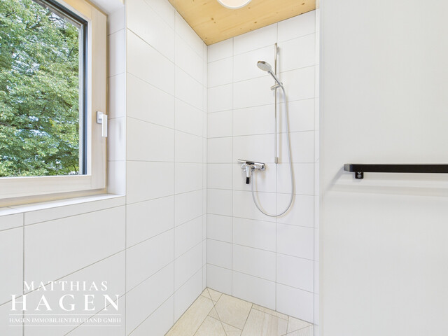 Exklusive 3-Zimmer-Residenz mit Terrasse – vollmöbliert zum Einziehen bereit!