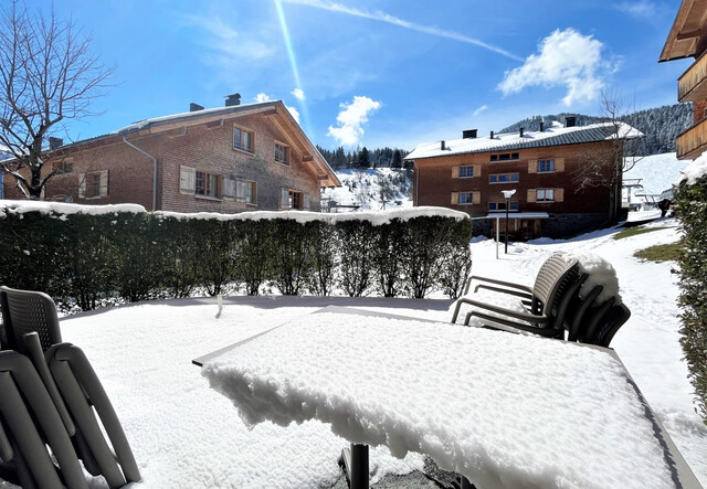 Aussicht garantiert – Attraktive Ferienwohnung am Bürserberg