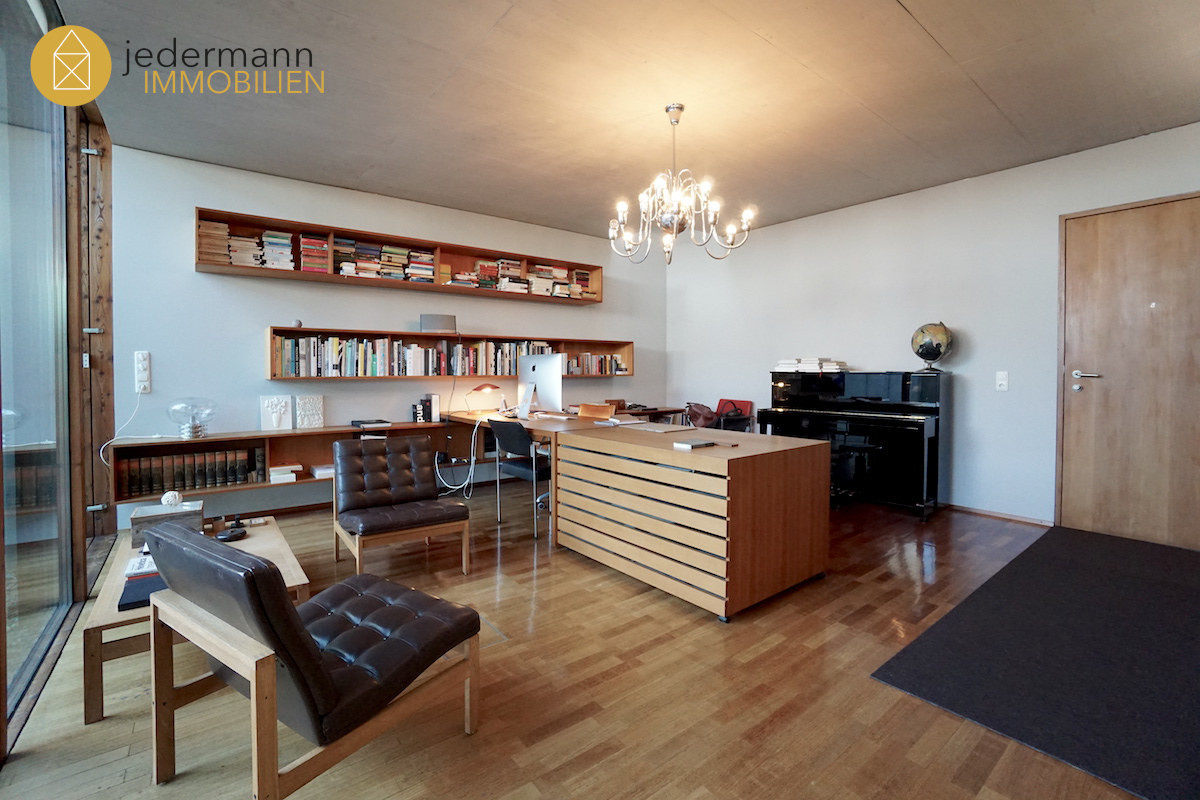 !! VERGEBEN !! Lauterach: Eindrucksvolles Architektenhaus im puristischen Stil!