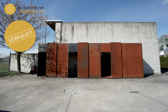 !! VERGEBEN !! Lauterach: Eindrucksvolles Architektenhaus im puristischen Stil!