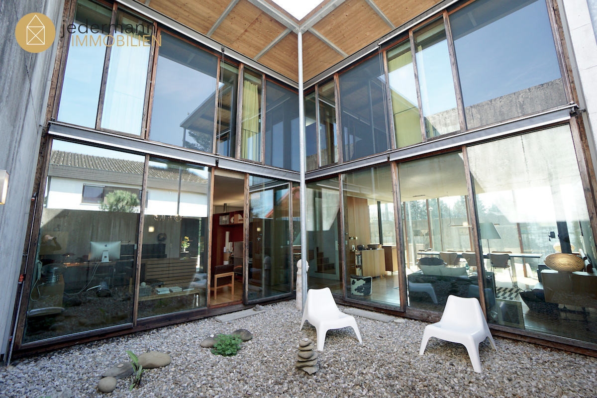 !! VERGEBEN !! Lauterach: Eindrucksvolles Architektenhaus im puristischen Stil!