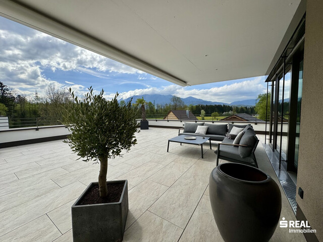 Exklusives Penthouse über den Dächern von Koblach – Luxus pur mit 188 m² Panorama-Terrasse!
