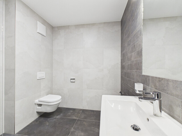 Zentral und sonnig wohnen in der schönen Wohngemeinde Ludesch - Neuwertige 2-Zi Wohnung mit Balkon & Garage