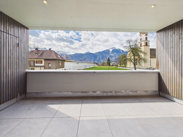 Zentral und sonnig wohnen in der schönen Wohngemeinde Ludesch - Neuwertige 2-Zi Wohnung mit Balkon & Garage