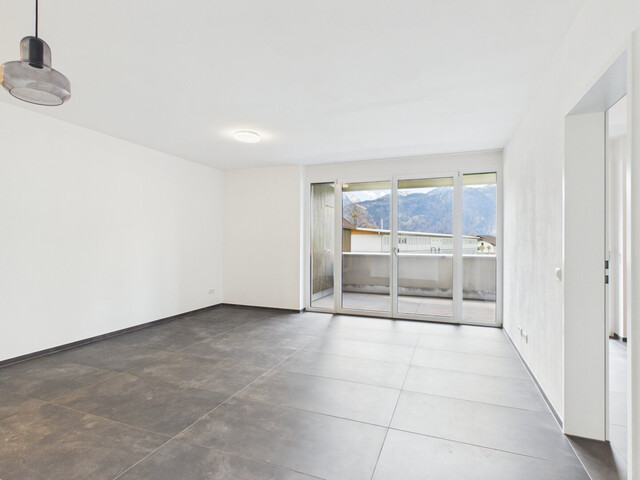 Zentral und sonnig wohnen in der schönen Wohngemeinde Ludesch - Neuwertige 2-Zi Wohnung mit Balkon & Garage