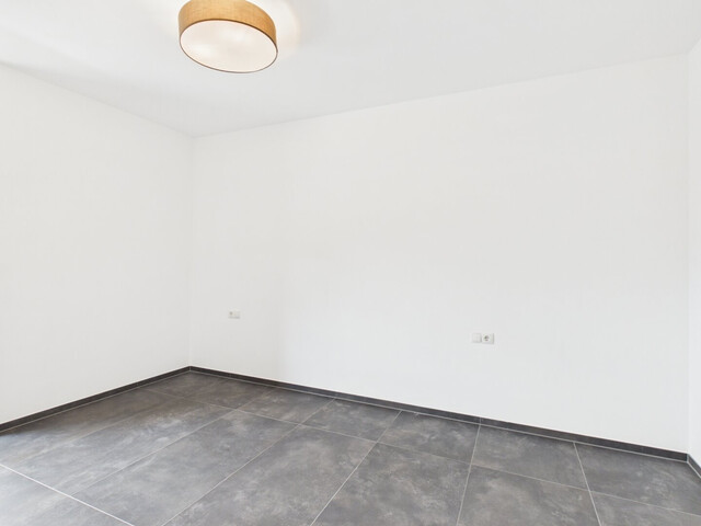 Zentral und sonnig wohnen in der schönen Wohngemeinde Ludesch - Neuwertige 2-Zi Wohnung mit Balkon & Garage