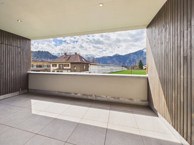 Zentral und sonnig wohnen in der schönen Wohngemeinde Ludesch - Neuwertige 2-Zi Wohnung mit Balkon & Garage