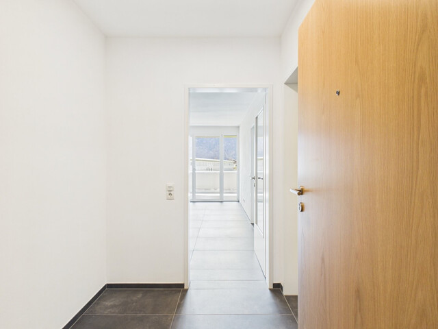 Zentral und sonnig wohnen in der schönen Wohngemeinde Ludesch - Neuwertige 2-Zi Wohnung mit Balkon & Garage