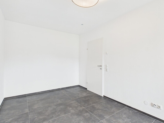 Zentral und sonnig wohnen in der schönen Wohngemeinde Ludesch - Neuwertige 2-Zi Wohnung mit Balkon & Garage