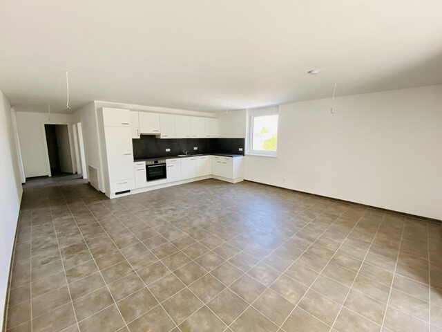 Ihr neues Zuhause in Höchst – Moderne 3-Zimmerwohnung mit Balkon im 2. Obergeschoss zu vermieten!