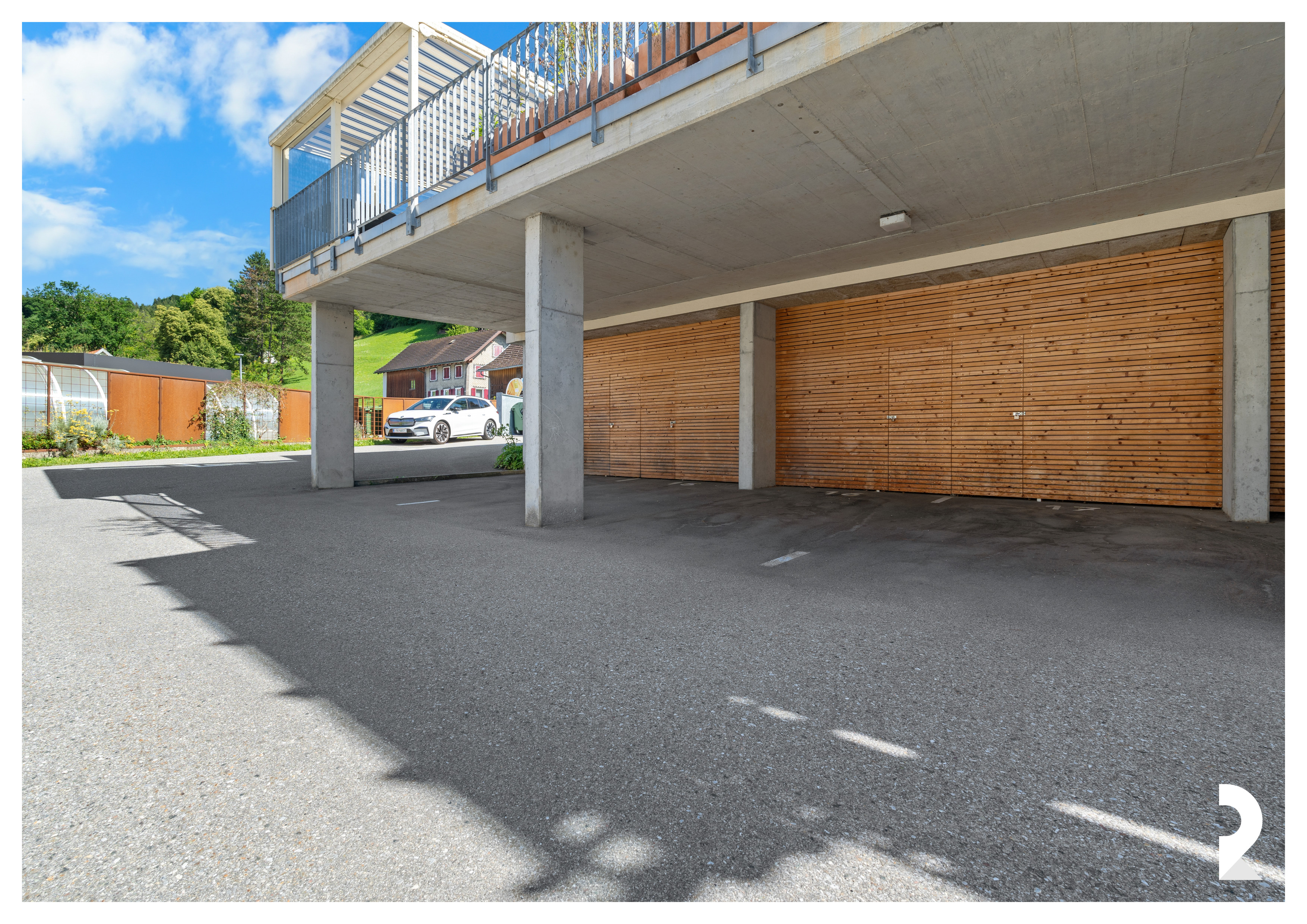 ATTRAKTIVE ANLEGERWOHNUNG MIT GARTEN & BERGBLICK IN SATTEINS