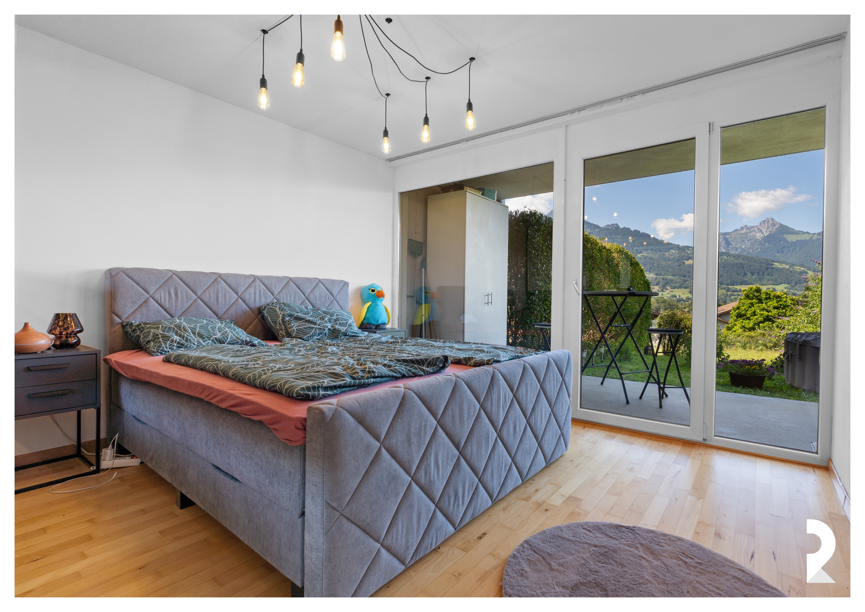 ATTRAKTIVE ANLEGERWOHNUNG MIT GARTEN & BERGBLICK IN SATTEINS