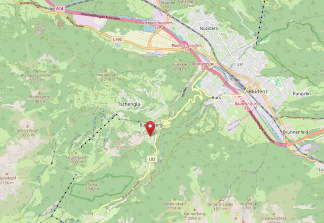 Ferienhaus mit Weitblick und Ausbaupotenzial!