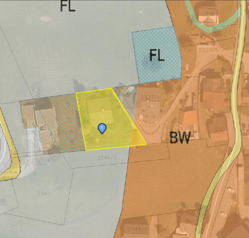 Ferienhaus mit Weitblick und Ausbaupotenzial!