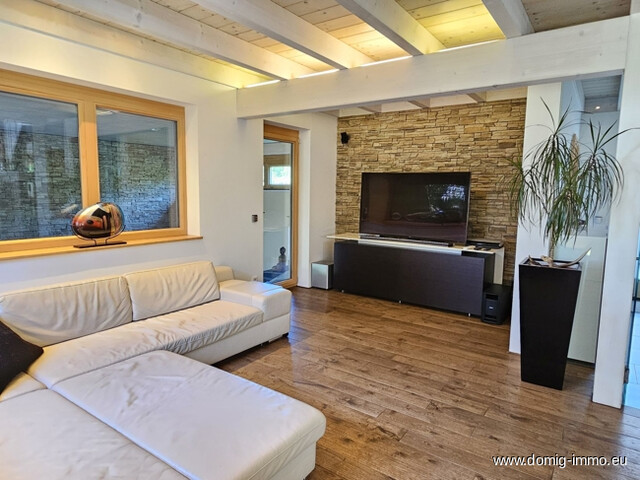 Eine Wohlfühloase in Mitten der feldkircher Bergwelt, Einfamilienhaus mit Wellnessbereich und schönem Garten!