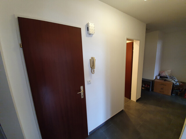Ruhige 2-Zimmer-DG-Wohnung mit Traumblick, moderner Einbauküche & Tiefgarage