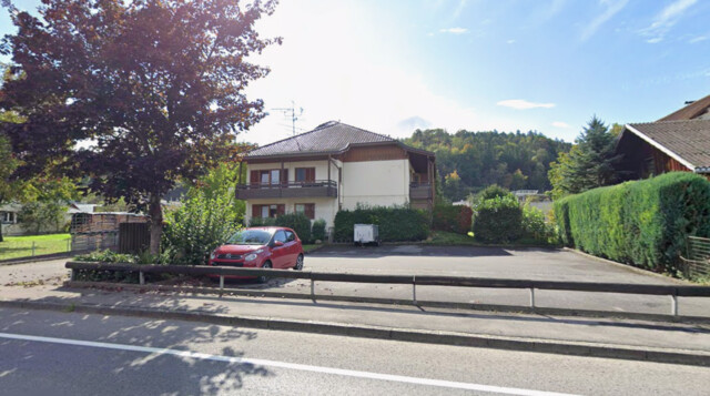 Ruhige 2-Zimmer-DG-Wohnung mit Traumblick, moderner Einbauküche & Tiefgarage