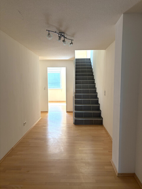 Seltenes Schmuckstück: 5,5 Zimmer Maisonette Wohnung in Tosters Hub zu verkaufen!!