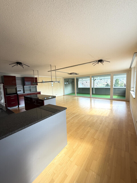 Seltenes Schmuckstück: 5,5 Zimmer Maisonette Wohnung in Tosters Hub zu verkaufen!!
