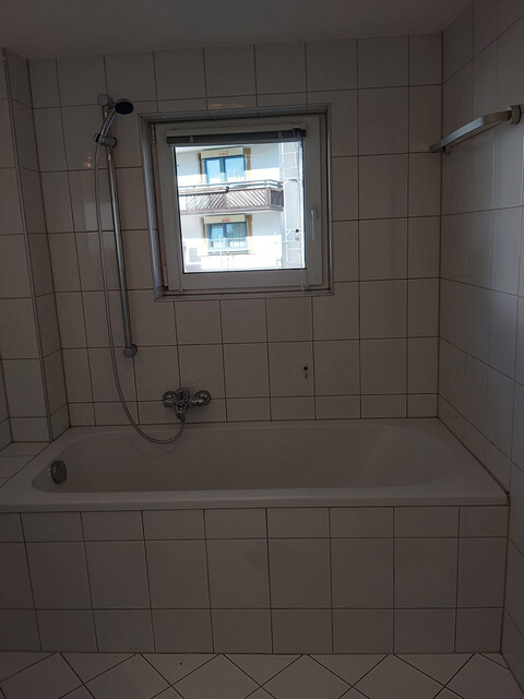 Gemütliche 2-Zi-Wohnung in Mehrfamilienhaus