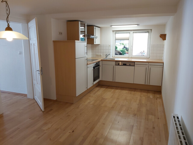 Gemütliche 2-Zi-Wohnung in Mehrfamilienhaus