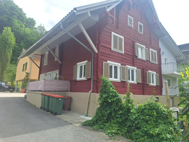 Gemütliche 2-Zi-Wohnung in Mehrfamilienhaus