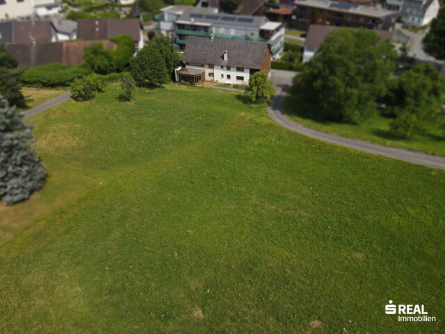 Baugrundstück in Top Aussichtslage!