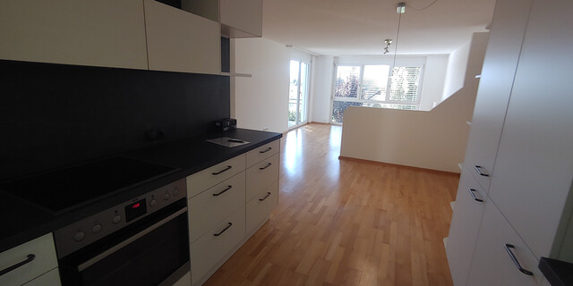 Helle Drei-Zimmerwohnung mit Ausblick über Götzis in ruhiger Lage am Wald