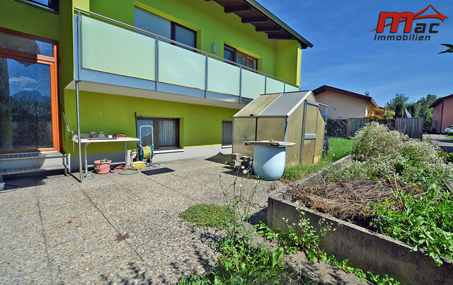 Geräumiges Einfamilienhaus mit Perspektive in sonniger Lage