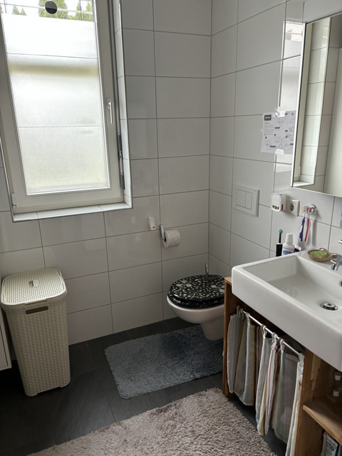 Schöne 4 Zimmer Wohnung mit großem Garten (provisionsfrei)!