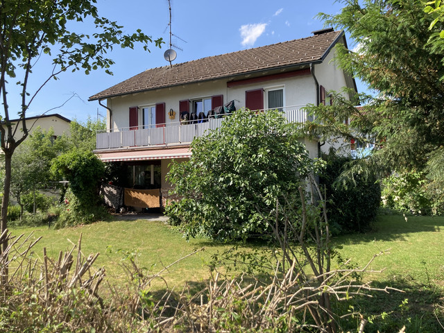 Älteres Wohnhaus in schöner Lage im oberen Rohrbach