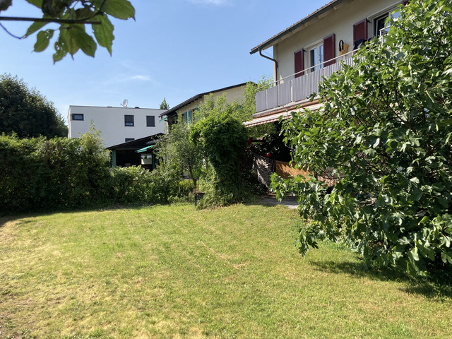 Älteres Wohnhaus in schöner Lage im oberen Rohrbach