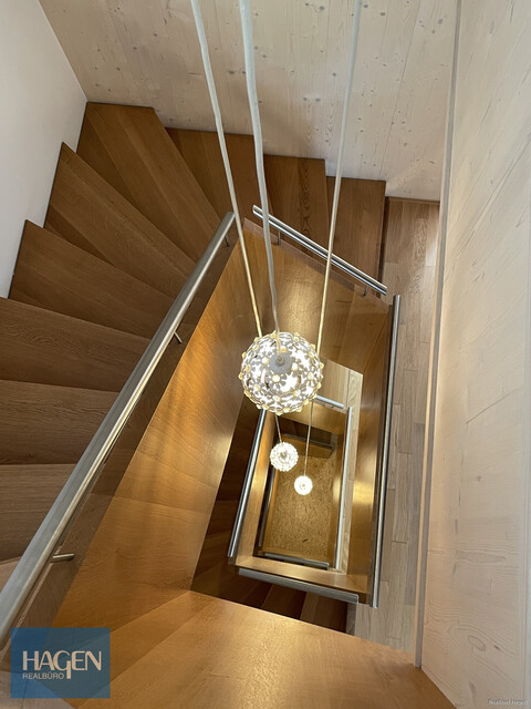 Modernes Wohnen mit Privatsphäre – Reihenhaus mit Garten & Dachterrasse in Lustenau!