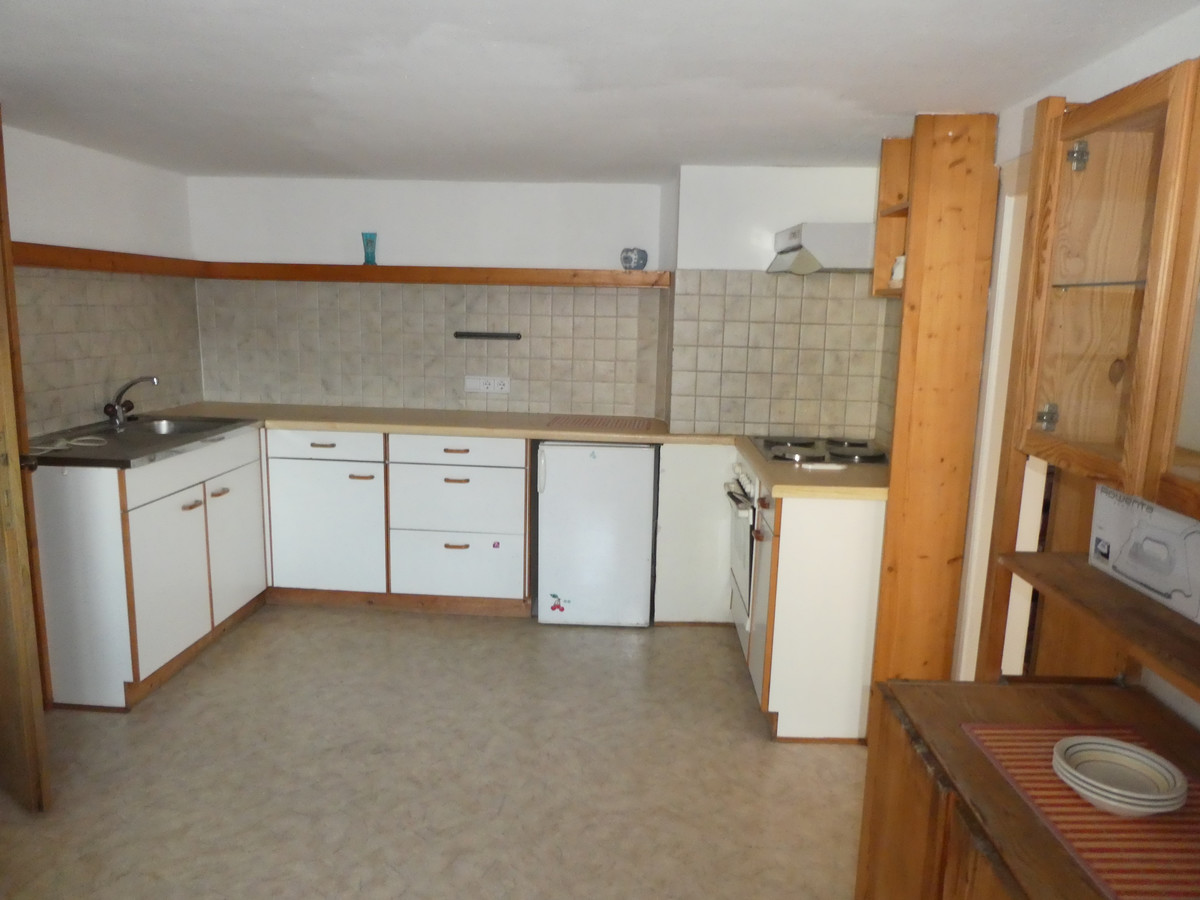 Hohenems... großes Haus, große Scheune und Garten – ideal für Heimwerker!