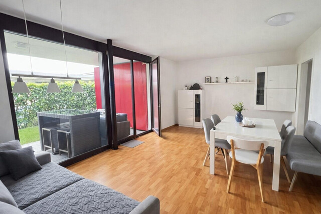 2-Zimmer Gartenwohnung, inkl. Carport und Keller