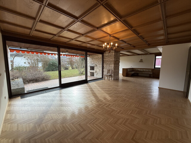 Großes Einfamilienhaus in familienfreundlicher Lage in Göfis zu vermieten!