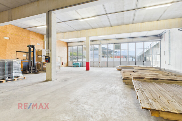 1.418 m² Lagerhalle – Direkt an der A14 gelegen, ideal für Ihre Logistik- und Lagerbedürfnisse