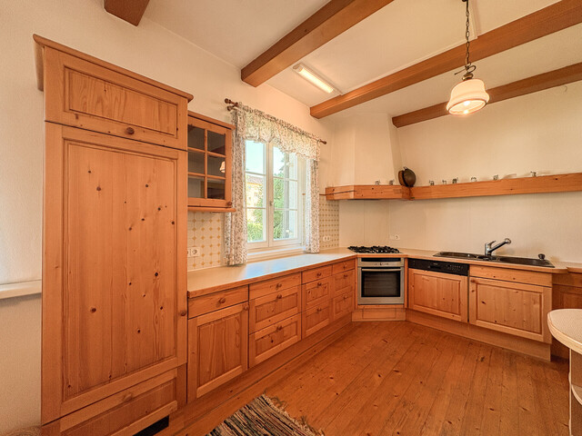 Charmantes Wohnhaus mit vielseitigem Potential in sonniger Lage von Bregenz