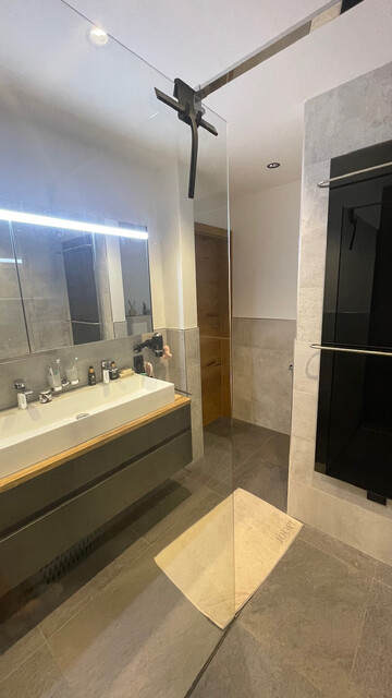 (Privatverkauf - provisionsfrei!) Exklusiv sanierte 3-Zimmer-Wohnung in Bludenz – 85 m² + verglaster 7 m² Balkon