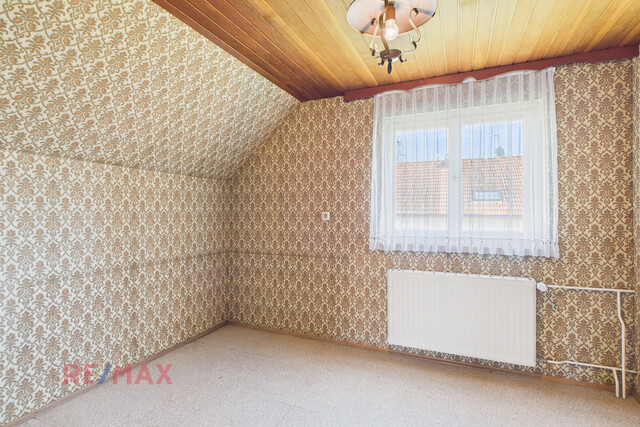 Wohnen in Lauterach: Einfamilienhaus mit großem Grundstück und Renovierungspotenzial