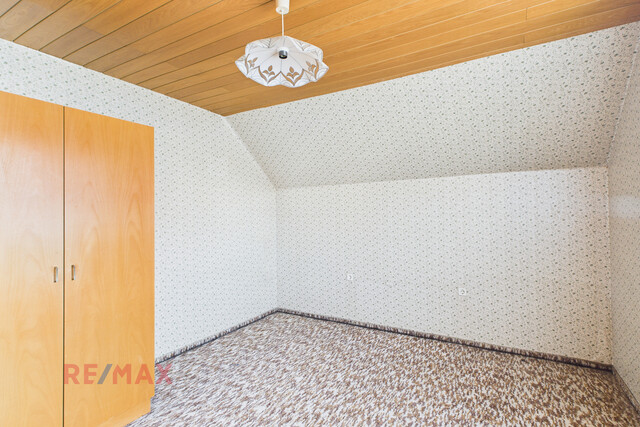 Wohnen in Lauterach: Einfamilienhaus mit großem Grundstück und Renovierungspotenzial