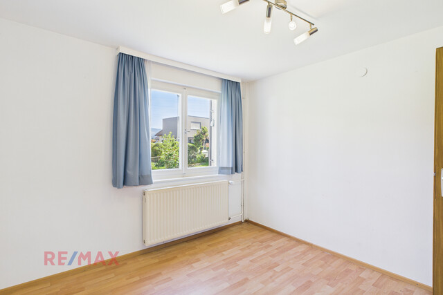 Wohnen in Lauterach: Einfamilienhaus mit großem Grundstück und Renovierungspotenzial