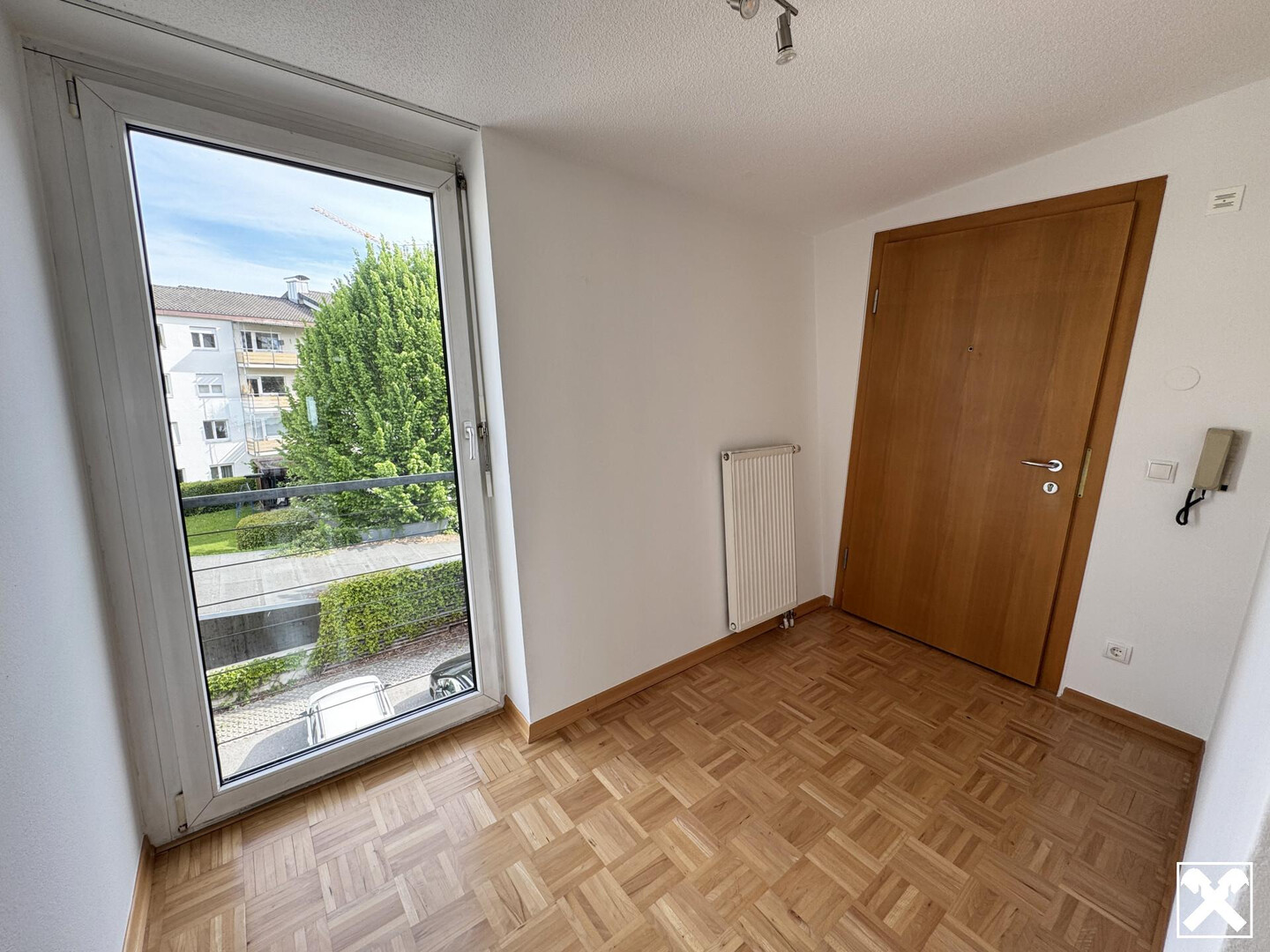 Zentrumsnahe Dachgeschosswohnung mit großer Terrasse - Provisionsfrei