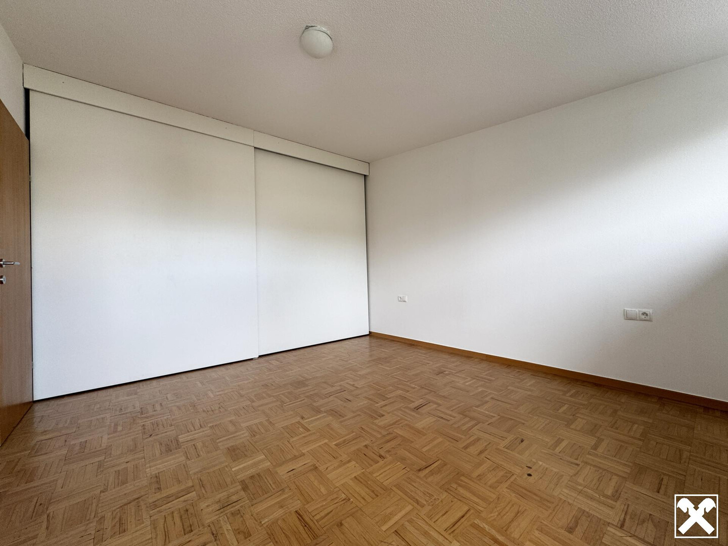 Zentrumsnahe Dachgeschosswohnung mit großer Terrasse - Provisionsfrei