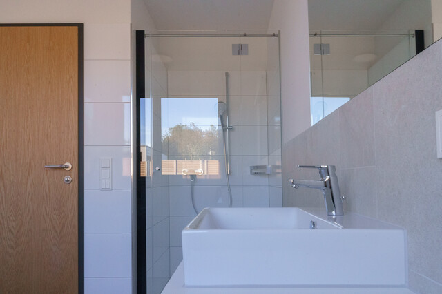 Ruhige, Moderne und sehr helle 3-Zimmer-Gartenwohnung in zentraler Lage