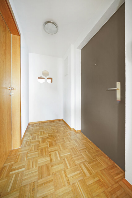 Zentral gelegene 2-Zimmer-Dachgeschosswohnung