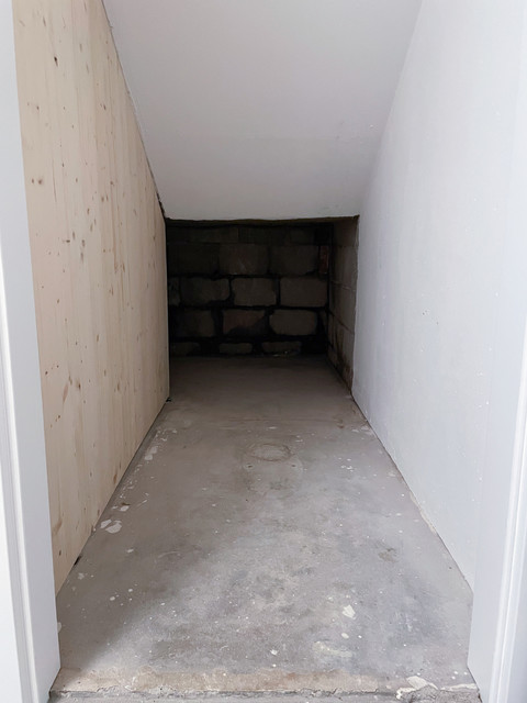 Renovierte Wohnung in ruhiger Lage mit tollem Garten und Garage